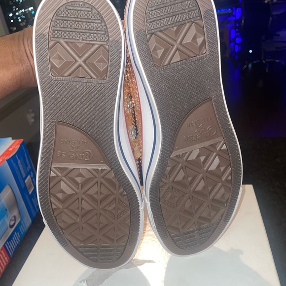 Custom all star Converse sneakers - Picture 4 of 6